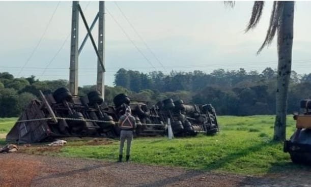 CAMINHONEIRO MORRE EM ACIDENTE EM SANTO AUGUSTO