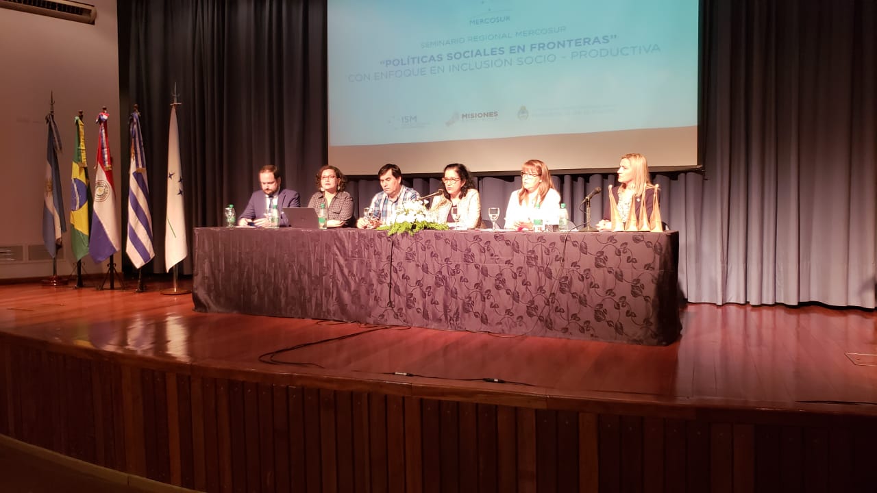 Unijuí participa do Seminário Regional Mercosul na Argentina