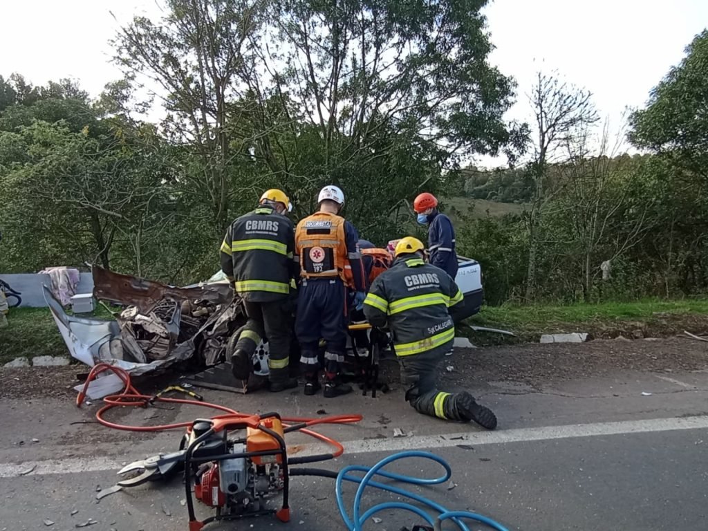 GRAVE ACIDENTE EM PASSO FUNDO NA TARDE DESTA QUINTA