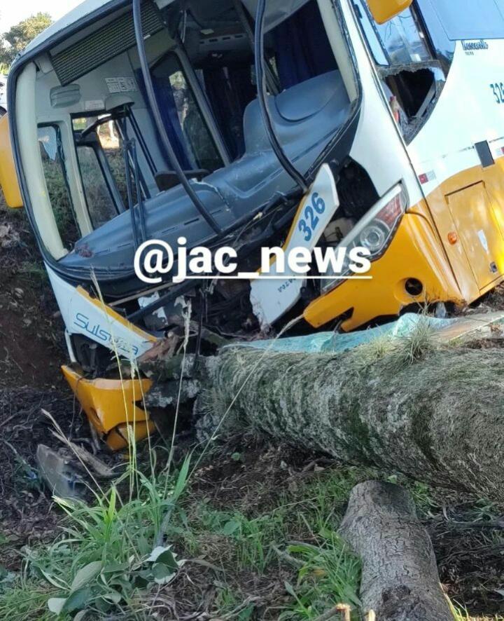 Acidente de trânsito na BR 472 em Santa Rosa