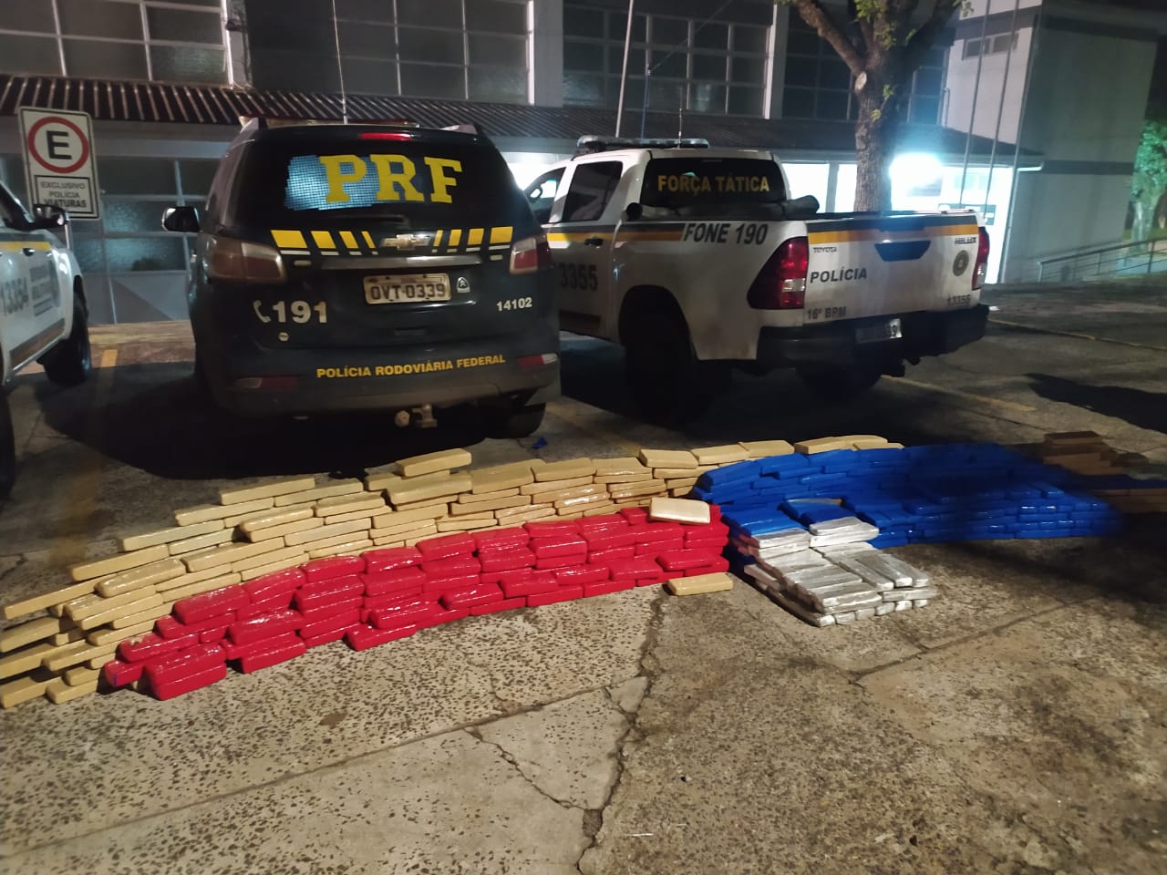 PRF e BM prendem traficante com carga de quase meia tonelada de maconha em Cruz Alta