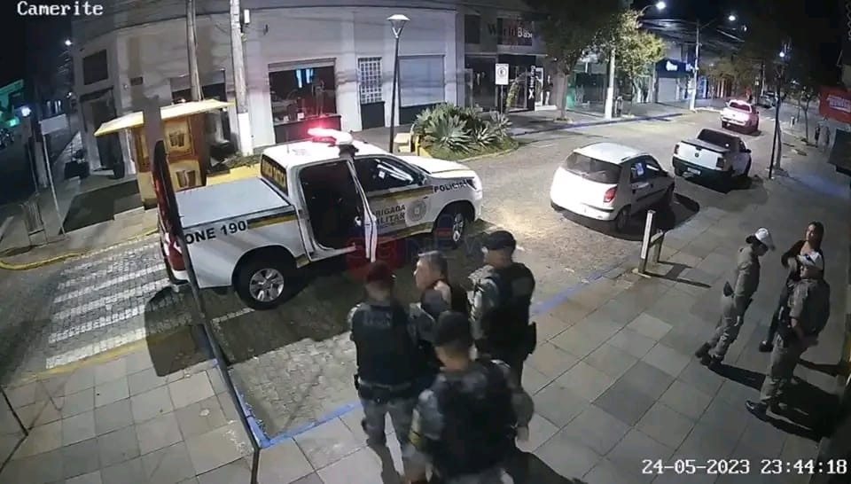 Exclusivo: Imagens mostram o momento da prisão do prefeito de Capão do Cipó em Santiago