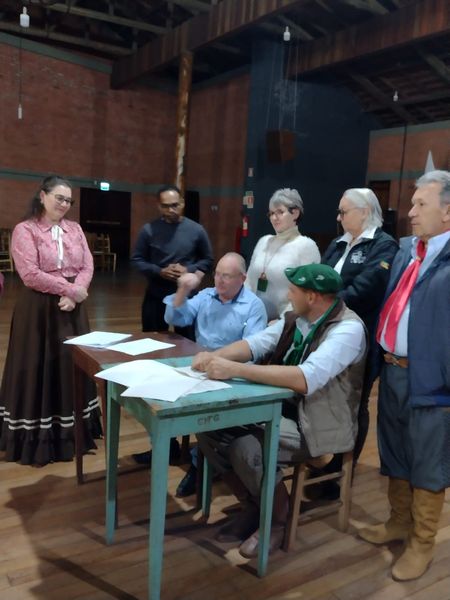 FUNDO MUNICIPAL DO IDOSO ASSINA TERMO DE FOMENTO COM ENTIDADE TRADICIONALISTA DE HORIZONTINA